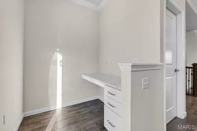 8014 Townes Way, Saint Louis, MO 63117 - Photo 17