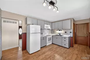 3263 Janton Ln, Saint Charles, MO 63301 - Photo 11