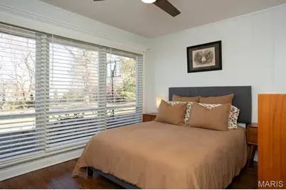 12415 Matthews Lane, Saint Louis, MO 63127 - Photo 15