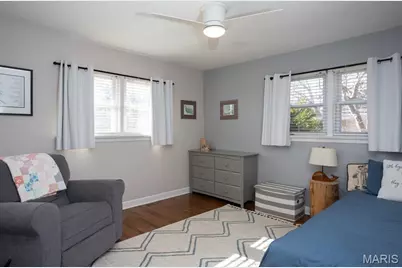12415 Matthews Lane, Saint Louis, MO 63127 - Photo 13