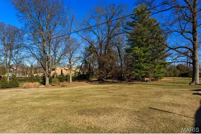 12415 Matthews Lane, Saint Louis, MO 63127 - Photo 21