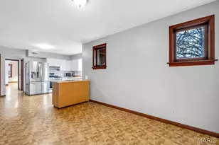 4228 Walsh St, Saint Louis, MO 63116 - Photo 9