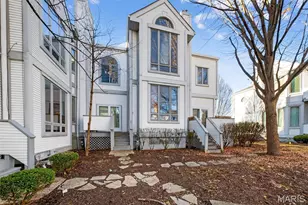 28 Columbus Square Dr, Saint Louis, MO 63101 - Photo 27