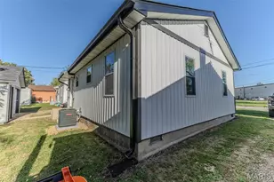 406 Perry St, Lebanon, MO 65536 - Photo 25