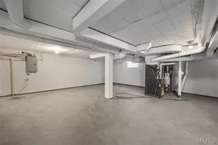 831 S Harrison Ave, Kirkwood, MO 63122 - Photo 37