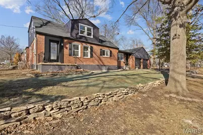 831 S Harrison Avenue, Kirkwood, MO 63122 - Photo 3