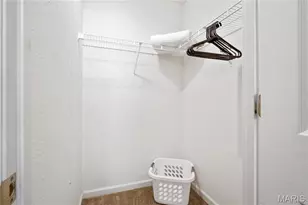 1969 Greenglen, Saint Louis, MO 63122 - Photo 5