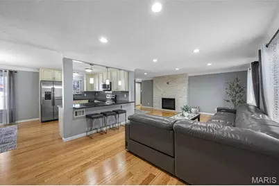 767 Paschal Drive, Mehlville, MO 63125 - Photo 7