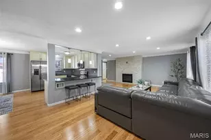 767 Paschal Dr, Mehlville, MO 63125 - Photo 7