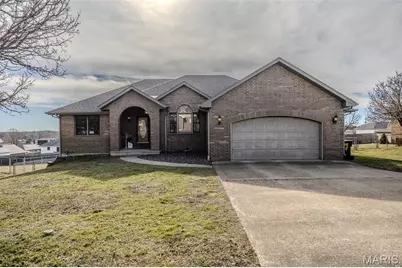 218 Hillside Court, Lebanon, MO 65536 - Photo 1