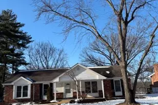 10938 Mugan Dr, Saint Louis, MO 63123 - Photo 11