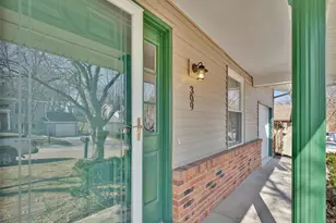 309 Della Dr, Saint Peters, MO 63376 - Photo 3