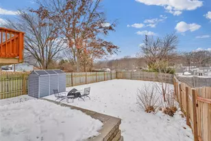 309 Della Dr, Saint Peters, MO 63376 - Photo 23