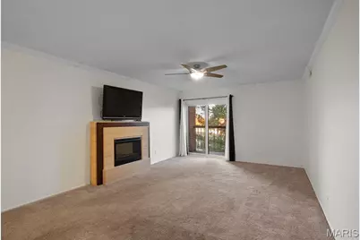 585 Coeur De Royale Drive #301, Creve Coeur, MO 63141 - Photo 15