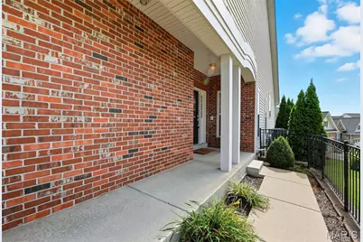 153 Kendall Bluff Court, Chesterfield, MO 63017 - Photo 31