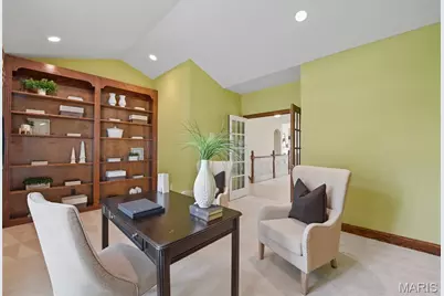 153 Kendall Bluff Court, Chesterfield, MO 63017 - Photo 25