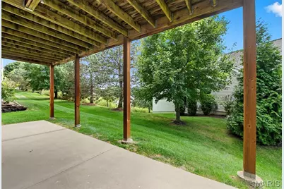 153 Kendall Bluff Court, Chesterfield, MO 63017 - Photo 29