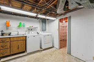 6900 Foxcroft Dr, Affton, MO 63123 - Photo 27