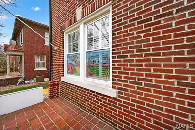 6810 Pershing Avenue, University City, MO 63130 - Photo 5