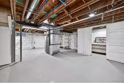 6810 Pershing Avenue, University City, MO 63130 - Photo 29