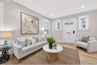 6810 Pershing Avenue, University City, MO 63130 - Photo 9