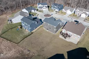 217 Hidden Bluffs Dr, Lake Saint Louis, MO 63367 - Photo 57