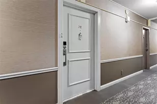 900 S Hanley Rd, Clayton, MO 63105 - Photo 3