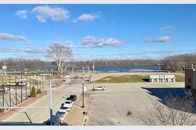 201 - 203 Broadway Street, Hannibal, MO 63401 - Photo 17