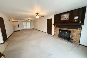 26230 Woodhill Ct, Warrenton, MO 63383 - Photo 7