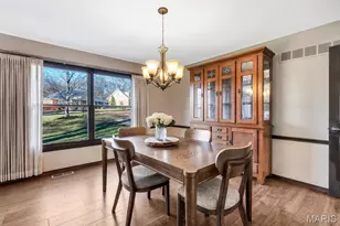 710 Briarfarm Ln, Kirkwood, MO 63122 - Photo 13