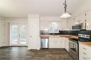 2557 Tricia Ln, High Ridge, MO 63049 - Photo 5