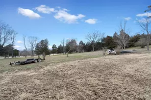 18531 S Fox Creek Ln, Pacific, MO 63069 - Photo 11