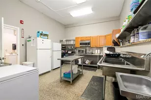 5001 Pernod Ave, Saint Louis, MO 63139 - Photo 9