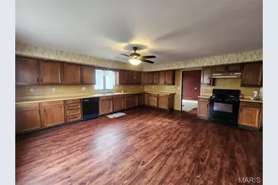 206 Buckner Street, Paris, MO 65275 - Photo 3