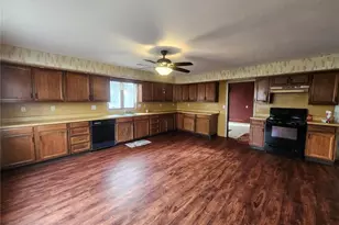 206 Buckner St, Paris, MO 65275 - Photo 3