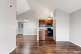 131 Saravalle Dr, Saint Peters, MO 63376 - Photo 11