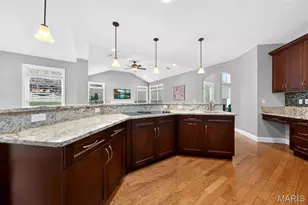 12410 Grandview Lake Dr, Saint Louis, MO 63127 - Photo 21