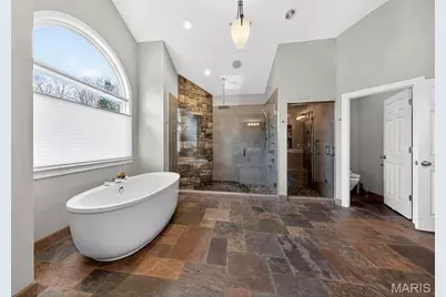 12410 Grandview Lake Drive, Saint Louis, MO 63127 - Photo 17