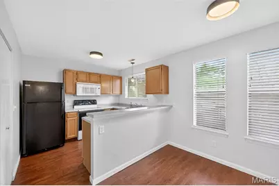 801 Sugar Valley Court #5, Saint Peters, MO 63376 - Photo 9