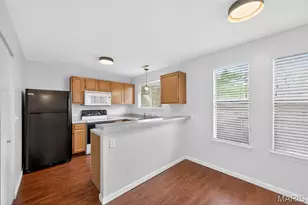 801 Sugar Valley Ct, Saint Peters, MO 63376 - Photo 9