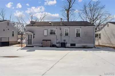 9255 Leith Avenue, Woodson Terrace, MO 63134 - Photo 15