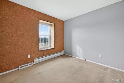 1726 Mayenne Court, Saint Louis, MO 63125 - Photo 23