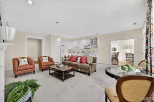 750 S Hanley Rd, Saint Louis, MO 63105 - Photo 17