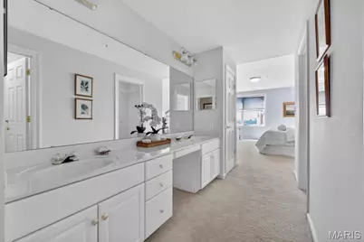 750 S Hanley Road #54, Saint Louis, MO 63105 - Photo 23