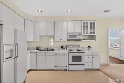 750 S Hanley Road #54, Saint Louis, MO 63105 - Photo 11