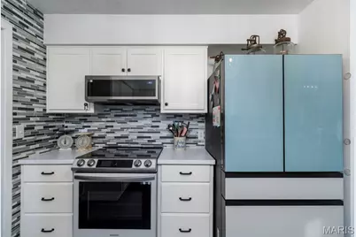 20193 SW Oakwood Drive, Lebanon, MO 65536 - Photo 9