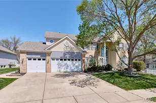 7409 Heathermoor Ln, O'Fallon, MO 63368 - Photo 1