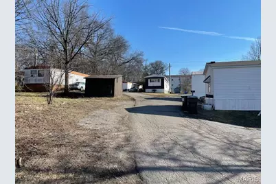 530 Hall Street, Troy, MO 63379 - Photo 13