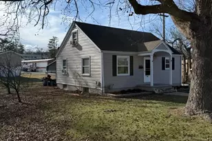 530 Hall St, Troy, MO 63379 - Photo 9