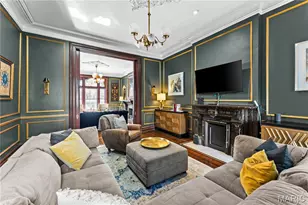 2335 Whittemore Pl, Saint Louis, MO 63104 - Photo 9